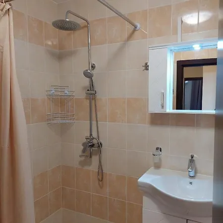 за гости делукс Lejlighed Burgas City