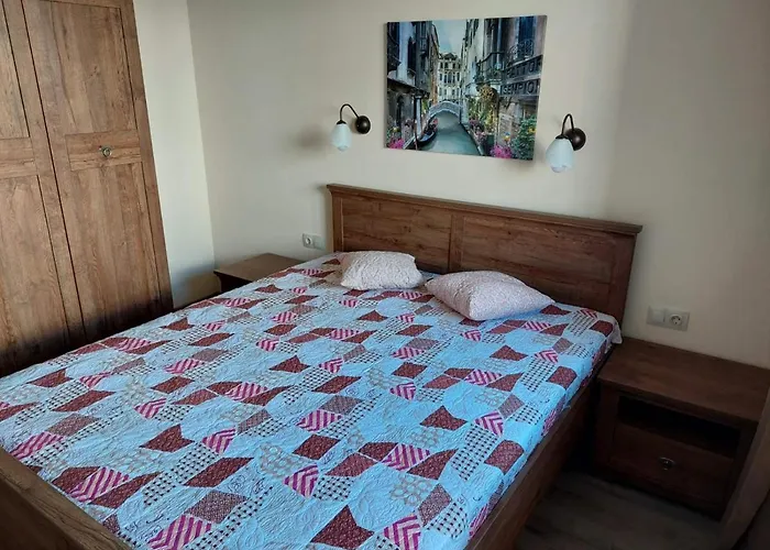 за гости делукс * Burgas City