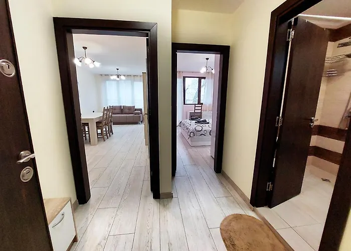 за гости делукс * Burgas City