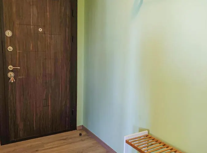 за гости делукс Burgas City