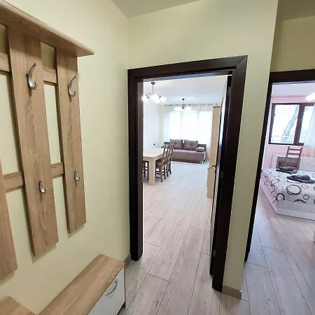 за гости делукс Apartmán Burgas City