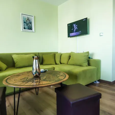 за гости делукс *