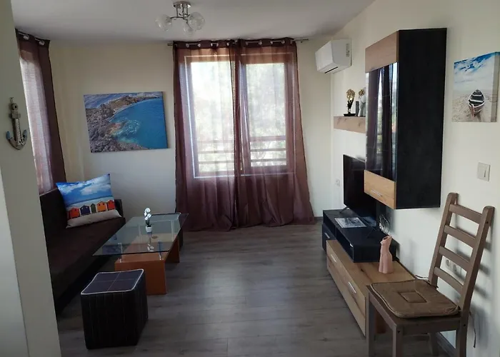 за гости делукс Lejlighed Burgas City