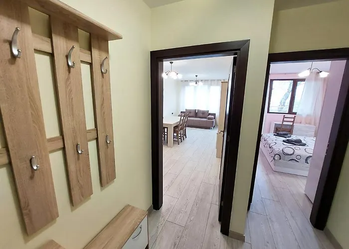 за гости делукс Lejlighed Burgas City