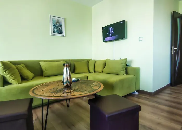 за гости делукс *